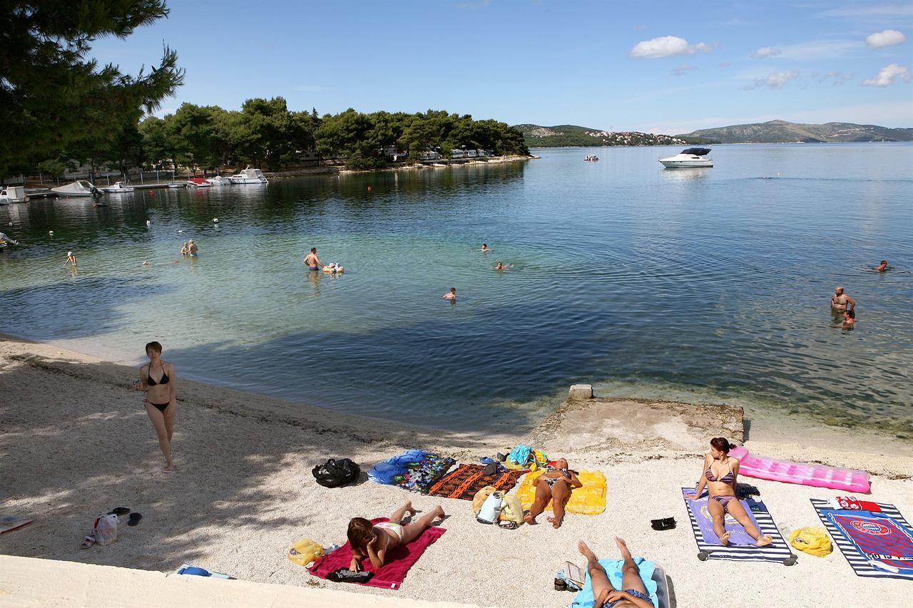 Apartment Baturina Trogir Exterior photo